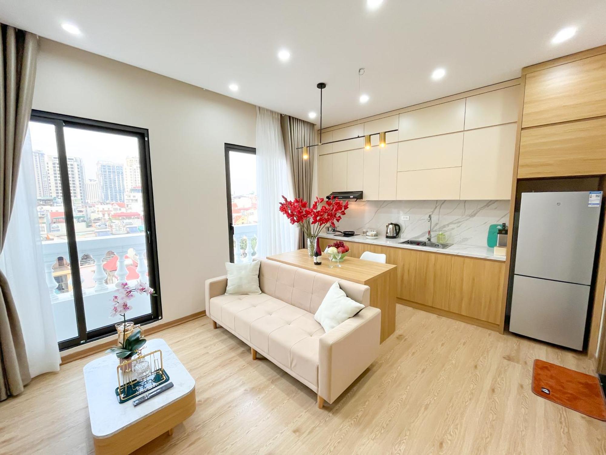 Amazing Housing Lac Long Quan Hanoi Luaran gambar