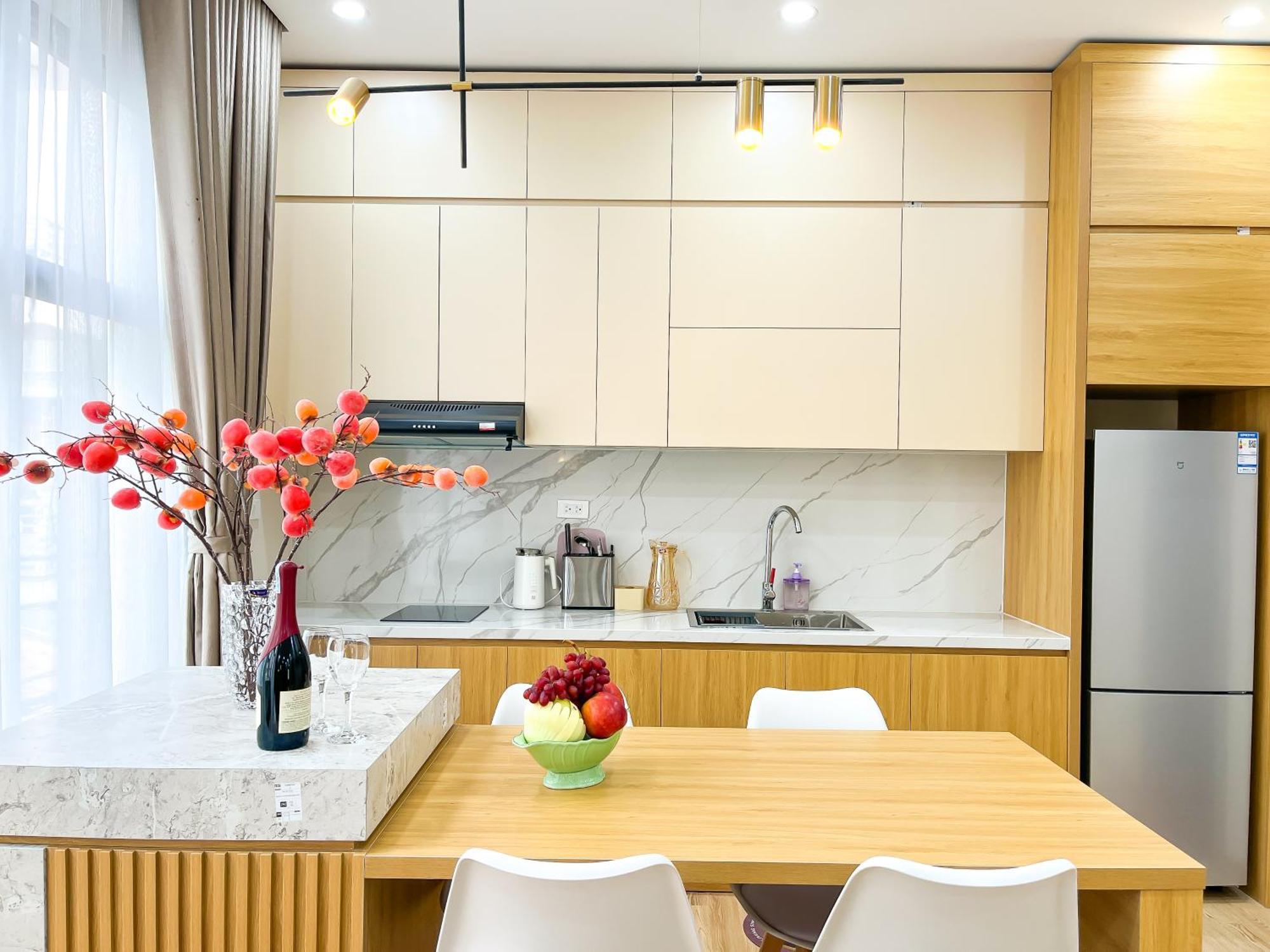 Amazing Housing Lac Long Quan Hanoi Luaran gambar