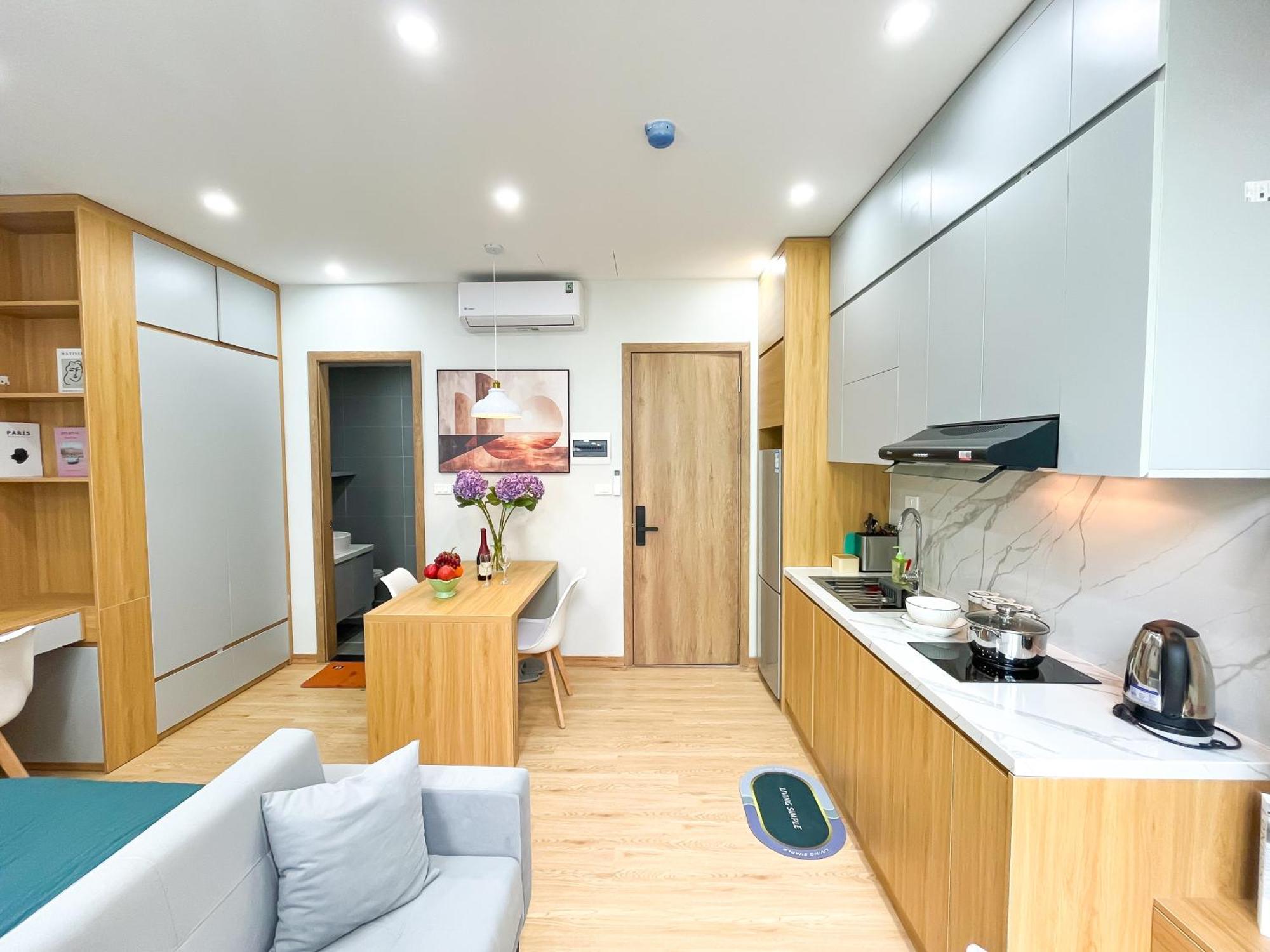 Amazing Housing Lac Long Quan Hanoi Luaran gambar