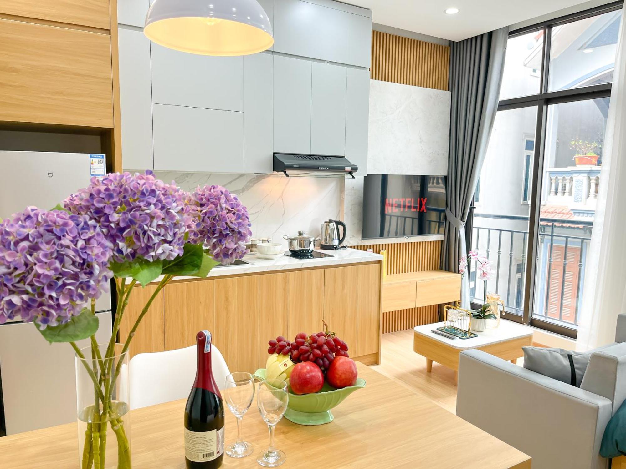 Amazing Housing Lac Long Quan Hanoi Luaran gambar
