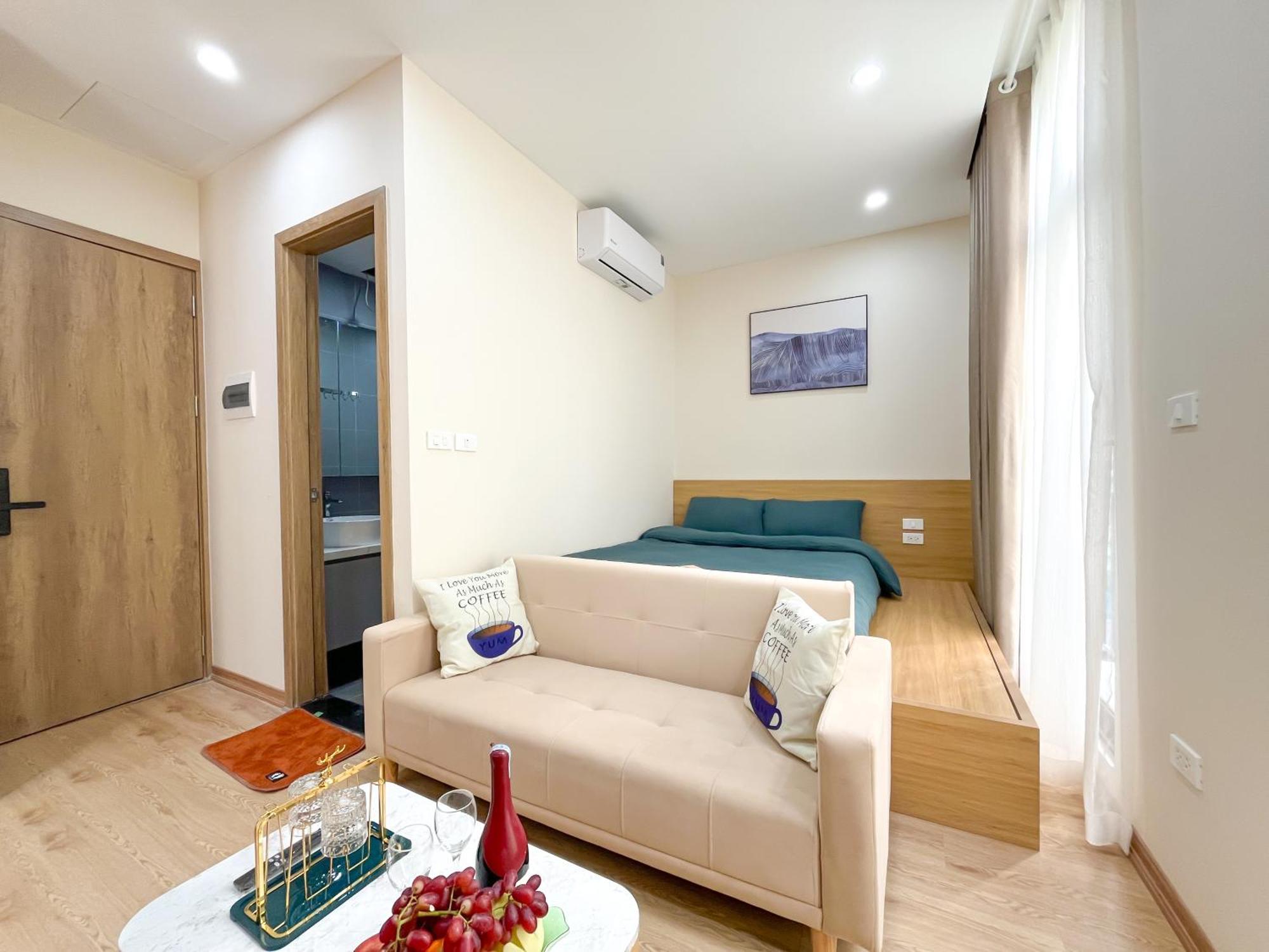 Amazing Housing Lac Long Quan Hanoi Luaran gambar