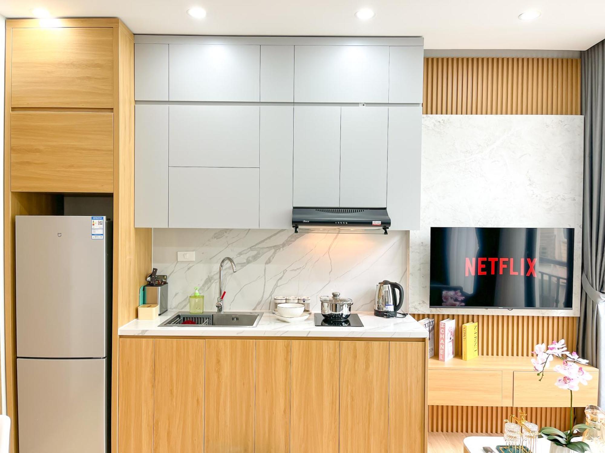 Amazing Housing Lac Long Quan Hanoi Luaran gambar