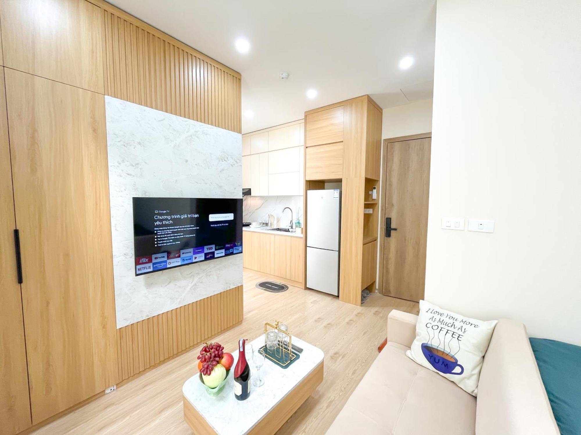 Amazing Housing Lac Long Quan Hanoi Luaran gambar