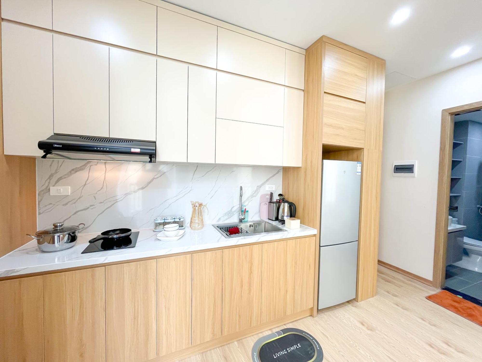 Amazing Housing Lac Long Quan Hanoi Luaran gambar